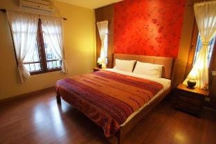 Wua Lai Houses Vacation rental in Chiang Mai