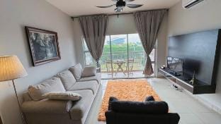 PPAM Seruling Presint 5, Putrajaya 4BR+ PICC View Vacation rental in Putrajaya