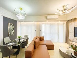Luxury 3BR with Sunset in Manila Bay across Okada Vacation rental in Pasay