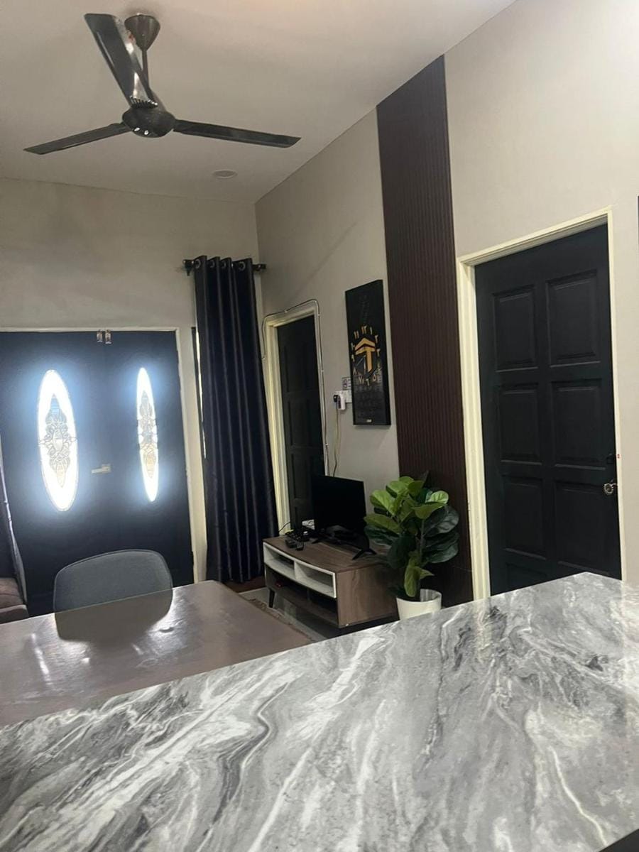 AISY HOMESTAY 2 KK MERAPOH  Vacation rental in Pahang, Malaysia