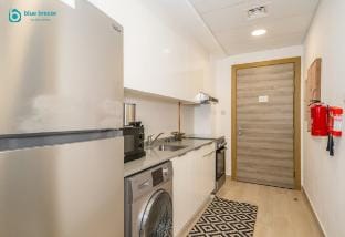 Elegant & Cozy studio in JVC Vacation rental in Dubai