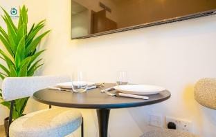 Chic Studio with Large Terrace & Gorgeous Views Vacation rental in Dubai