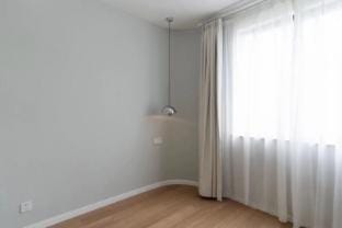 Cozyland- 大阳台采光佳 四房 高端民宿?现代风·上海Top系列高端民宿 Apartment in Shanghai