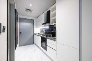 Modern Apartment | City Views & Premium Amenities Vacation rental in Dubai