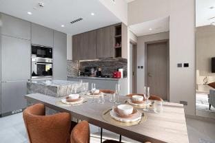 Modern 1-Bedroom Apartment with Luxurious Amenitie Vacation rental in Dubai