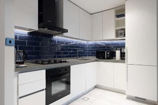 Elegant 2-Bedroom Escape at MAG318, Business Bay Vacation rental in Dubai