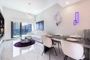 Canal Vista, Luxury 2BR in Business Bay Vacation rental in Dubai