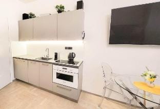 Modern Studio 2 mins from The Old Town • AC Apartment in Prague