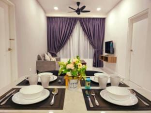 CUBIC BOTANICAL SUITES - BANGSAR SOUTH KL Vacation rental in Federal Territory of Kuala Lumpur