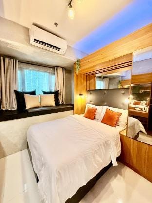 Cityview Condo | Heart of Makati @LushResidences Vacation rental in Makati