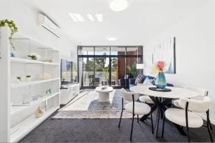 Beaufort Street 1BDR + Parking Apartment in Perth