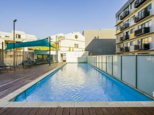 Luxury East Perth - Sleeps 2 - Superior WiFi Apartment in Perth