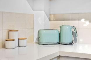 Bespoke East Perth - Sleeps 2 - Superior WiFi Apartment in Perth