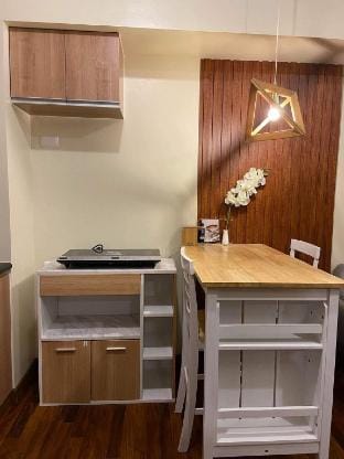 2 Bedroom inside IT Park Cebu Skyline View Apartment in Lapu-Lapu City