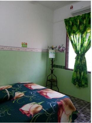Taman Sinar Homestay Alya Vacation rental in Penang