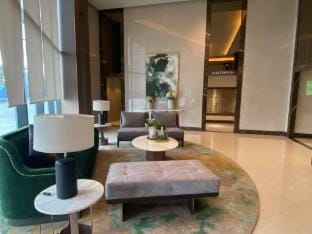 Airport Home Base Trips  Getaways 3pax balcony 6g Apartment in Pasay