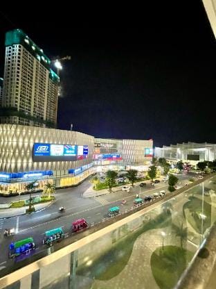 PHAT HOUSE 2PN view trực diện Vincom Mega Mall Apartment in Ho Chi Minh City
