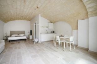 Palazzo della Torre 003 Apartment in Bari
