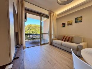 Luxury Apartment Metro Cornelia Vacation rental in Rome