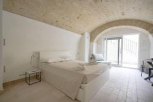 Palazzo della Torre 004 Apartment in Bari