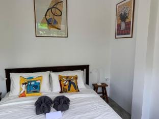 Setting Sun Kantiang Bay Studio Vacation rental in Krabi Changwat