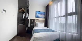 2BR Bay View • High Floor • Near Vincom Vacation rental in Laos