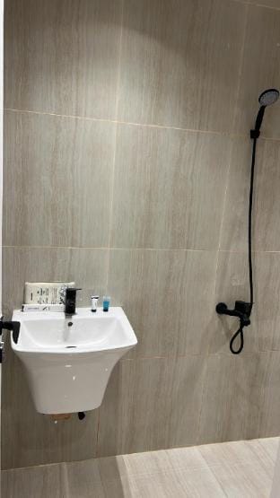 Quiet studio with master bed and side seat Apartment in Riyadh