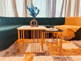 SkySwimStay – Luxury High-Rise Apartment with Pool Vacation rental in Noida