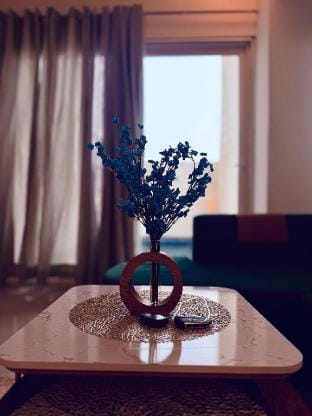 SkySwimStay – Luxury High-Rise Apartment with Pool Vacation rental in Noida