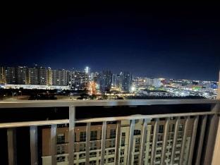 Modern Sanctuary Near - MOA Vacation rental in Pasay
