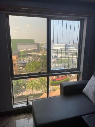Avida Condo Rental Near Airport Vacation rental in Las Pinas