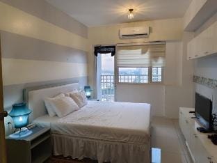 2 Bedrooms SMDC Breeze near MOA PICC WTC Starcity Vacation rental in Pasay