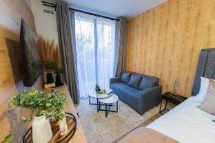 Luxury Studio at One Rosebank with Free parking Vacation rental in Johannesburg