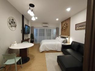 Room 237, Charoen condominium  Vacation rental in Laos