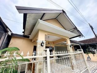 Villacassia.jogja Vacation rental in Special Region of Yogyakarta