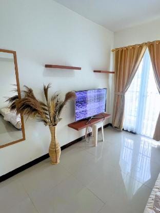 Studio Saphire Sentra Timur Vacation rental in Jakarta
