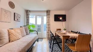 Spacious Apartment Villa in Manila City