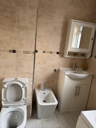 Beautiful 2 Bed Apartment Cricklewood Apartment in London