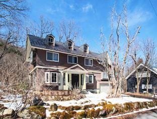 Spacious villa housing 12 guests Vacation rental in Hakuba