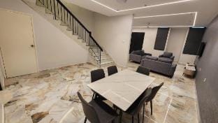 24H Merbau Homestay Vacation rental in Penang