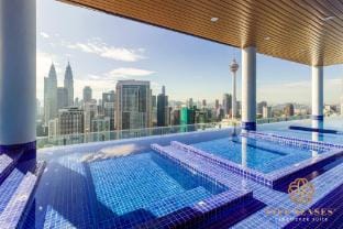 Colony Luxe | Hammock Suite with KL View #Pent1BR Vacation rental in Federal Territory of Kuala Lumpur