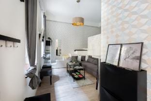 Coffee Break Apartment w AC by NW Apartment in Budapest