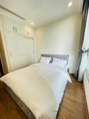 Hanahome Landmark5 Vinhome central kế  landmark 81 Vacation rental in Ho Chi Minh City
