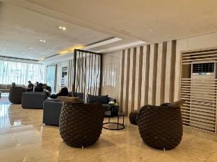 Shore 3 RM 1432  Pool View by Prime Stay MOA Vacation rental in Pasay