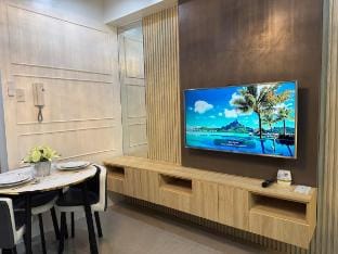 Sunnyside Cityscape Shore 1 Rm 1716 by Prime Stay Vacation rental in Pasay