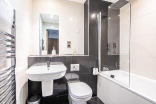 iQuarter Apartment in City Centre by Yoko Property Apartment in Sheffield
