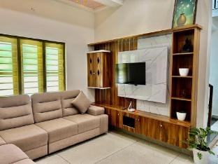 Cliffnest by Nivara – 4BHK Luxury Villa in Varkala Vacation rental in Varkala