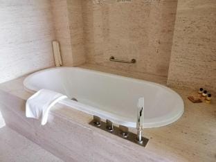 Apartment 2BR Ocean View- Free pick up airport Vacation rental in Hoa Hai