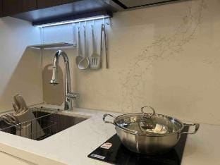 Seoul Modern Cozy Stay | Netflix & Hotel Bedding Vacation rental in Seoul