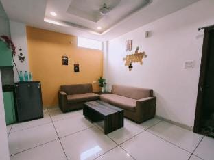 Fully Private 1BHK Couple Friendly @ Serene Green Vacation rental in India